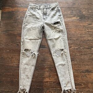 American Eagle Outfitters Light Gray Distressed Jeans
